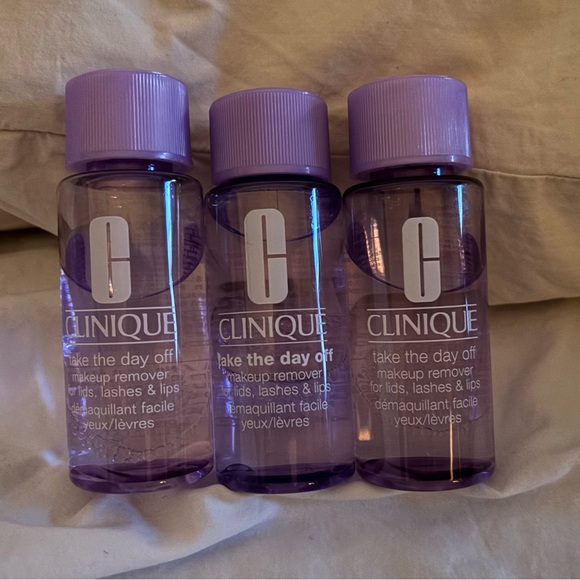 Clinique Take the Day Off lids, lashes, and lips make up remover - travel size - Picture 3 of 8